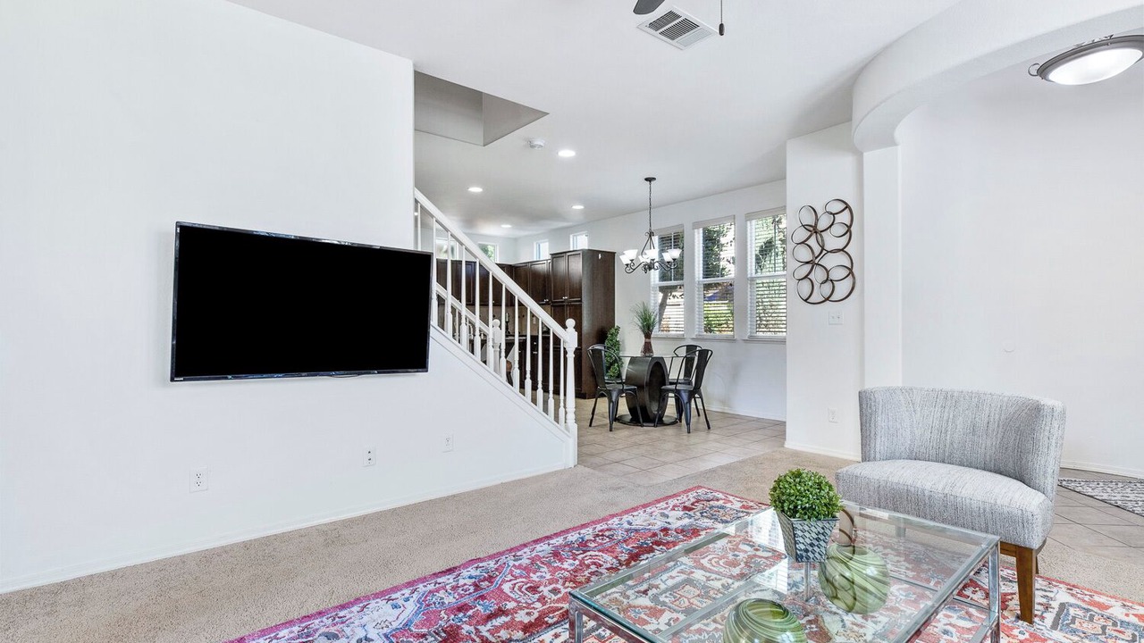 Photo of Livingroom in Harlan Ranch