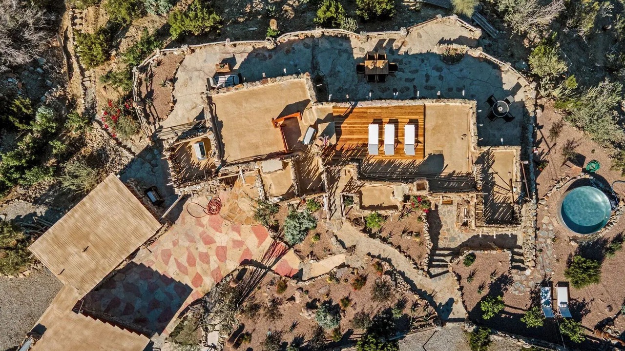 Photo of Outdoor in Araby