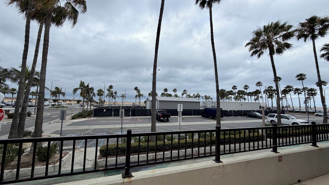 Photo of Others in Balboa Peninsula