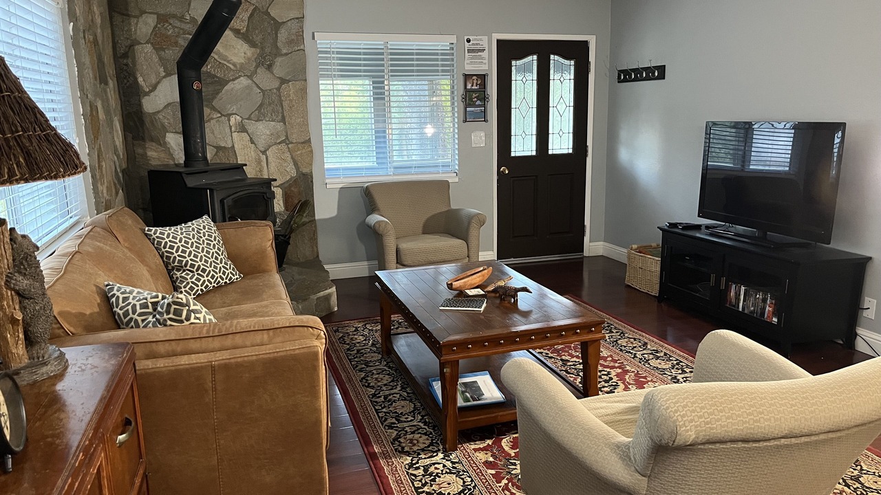 Photo of Livingroom in Mountain View Estates