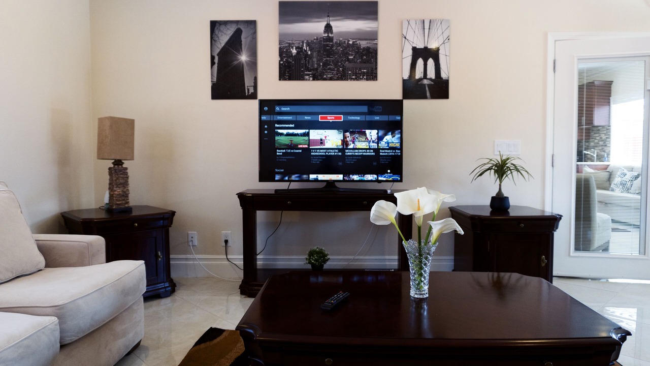 Photo of Livingroom in East Palo Alto