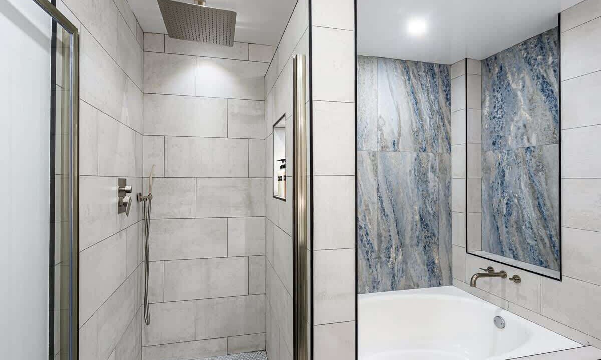 Photo of Bathroom in Avalon