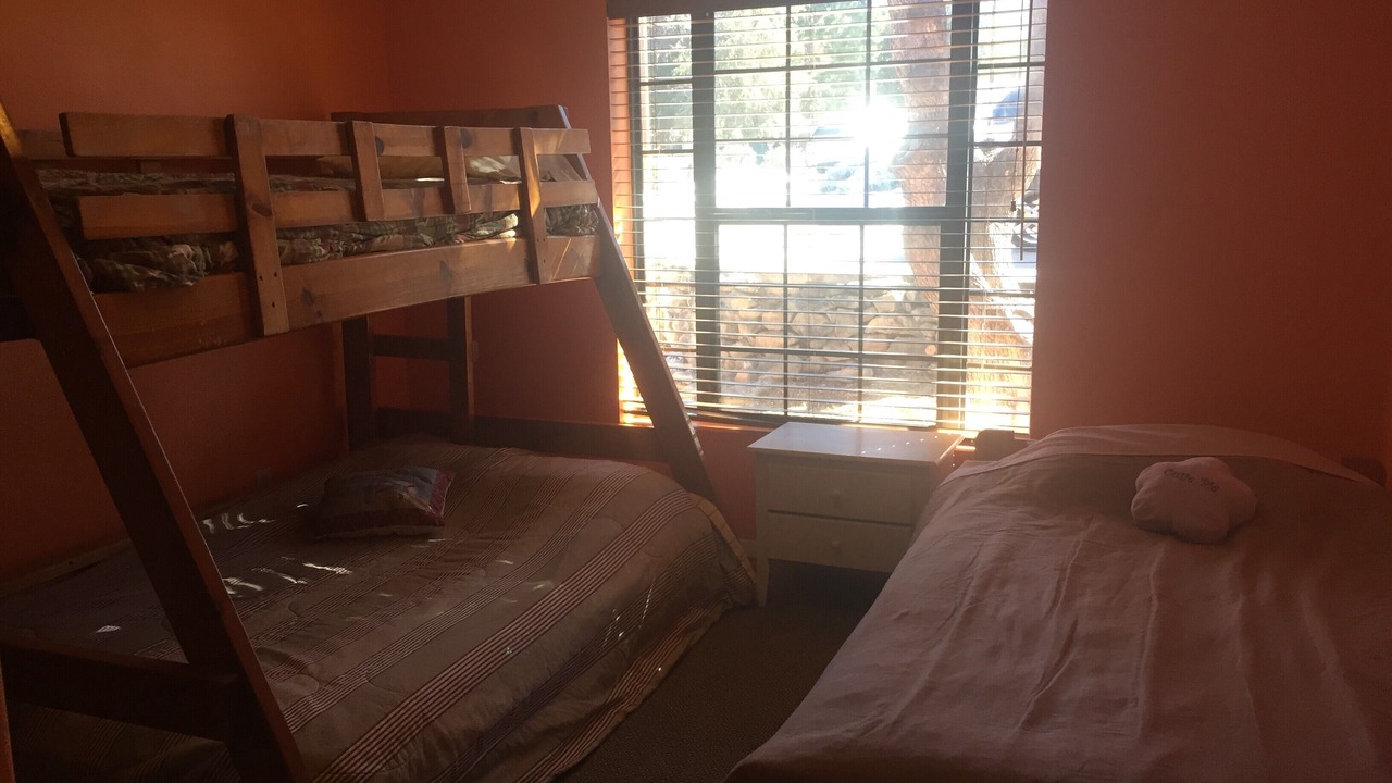 Photo of Bedroom in Pine Mountain Club