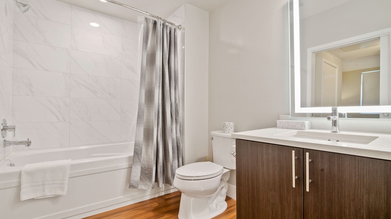 Photo of Bathroom in Shoreline West