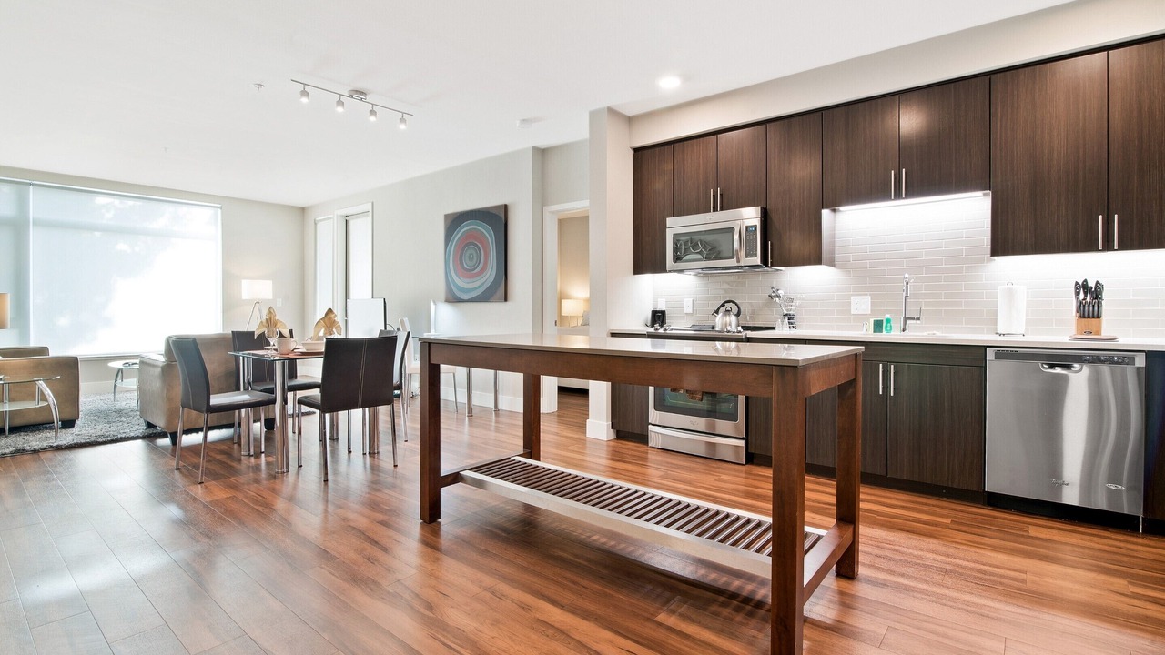 Photo of Kitchen in Shoreline West