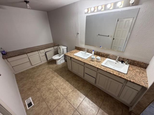 Photo of Bathroom in Coarsegold