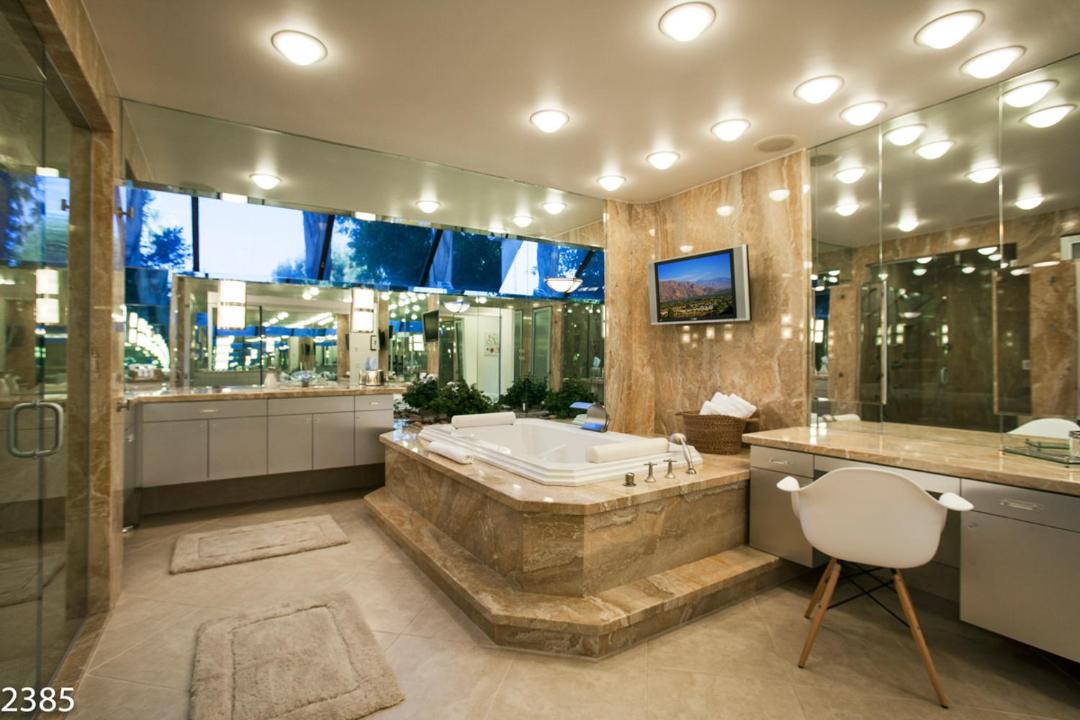 Photo of Bathroom in Indian Canyon