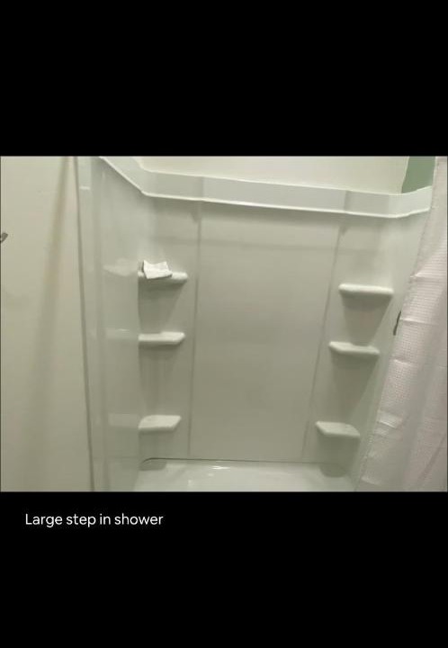 Photo of Bathroom in River Oaks