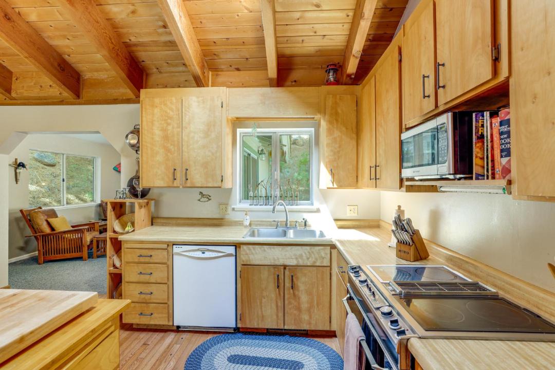 Photo of Kitchen in Lake Almanor Country Club