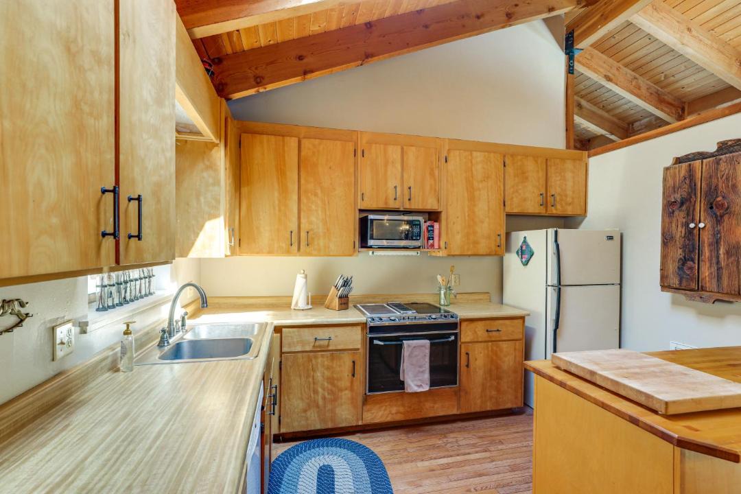 Photo of Kitchen in Lake Almanor Country Club