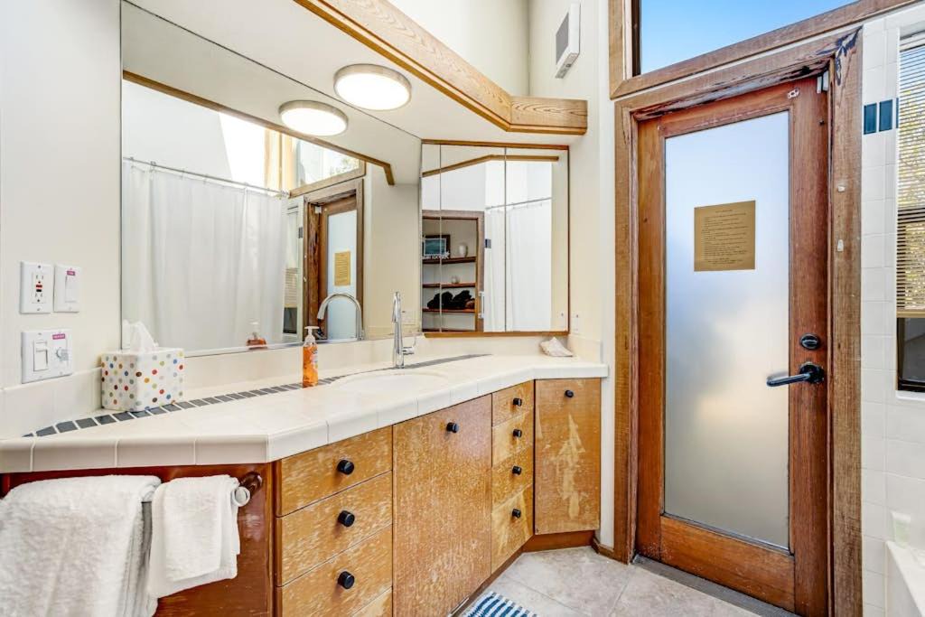 Photo of Bathroom in Bodega Bay