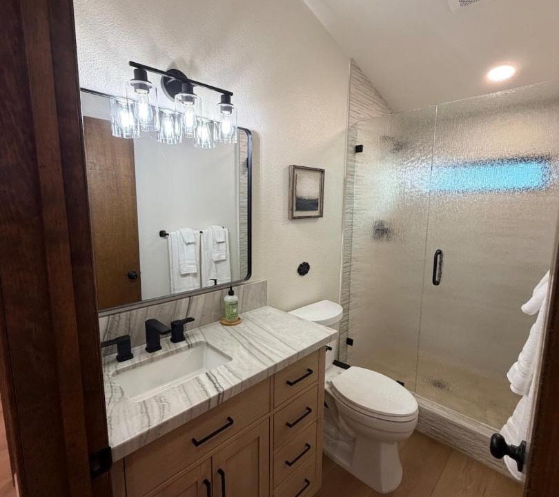 Photo of Bathroom in Dogwood Mountain