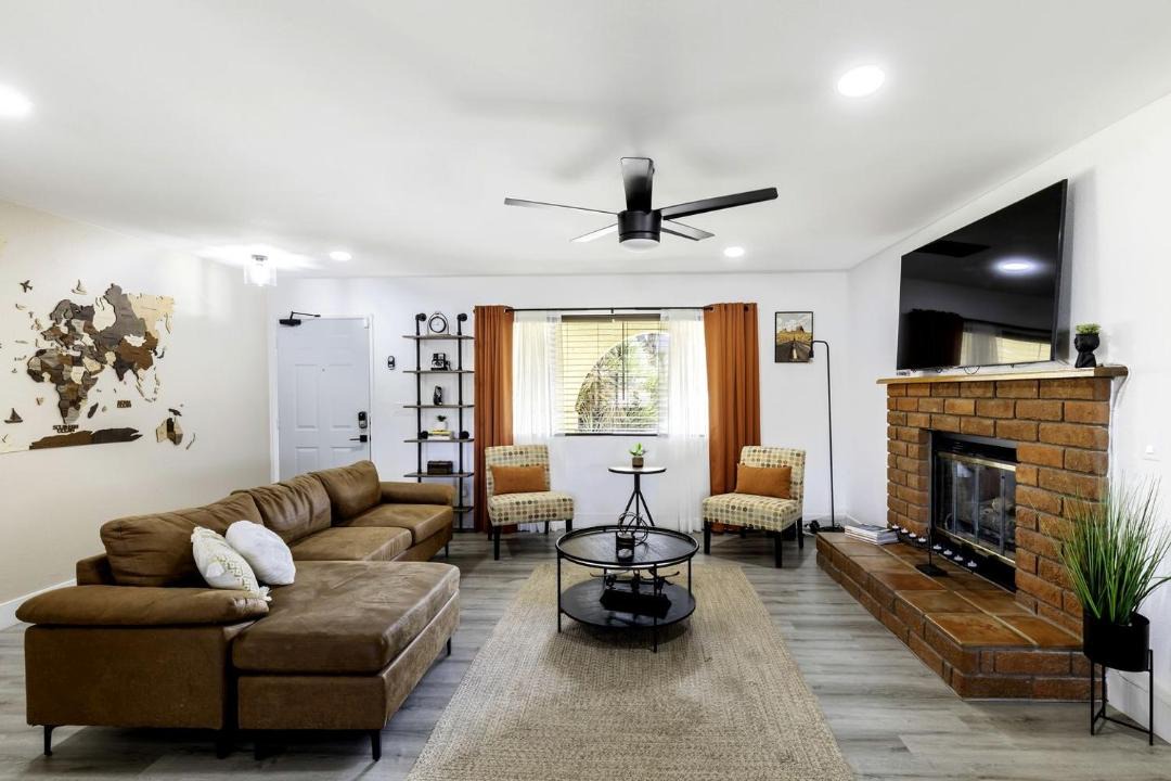 Photo of Livingroom in Yucca Valley
