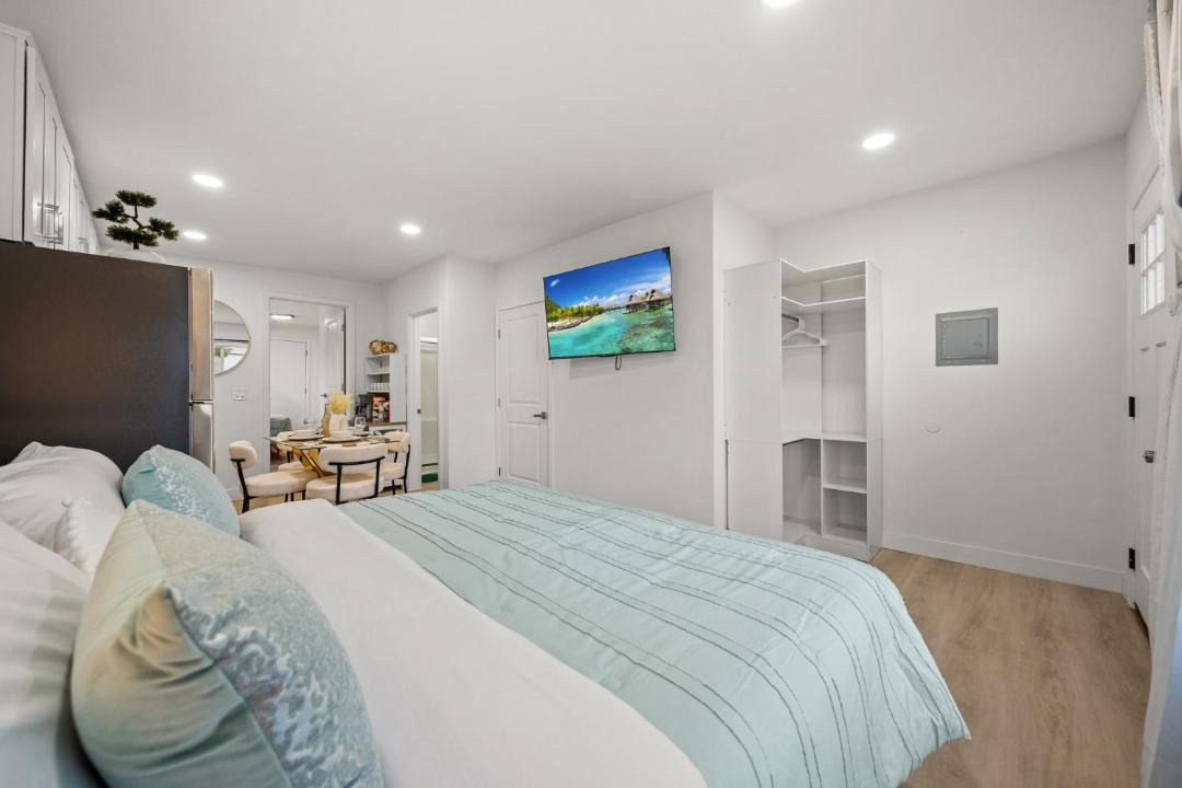 Photo of Bedroom in Lemon Grove