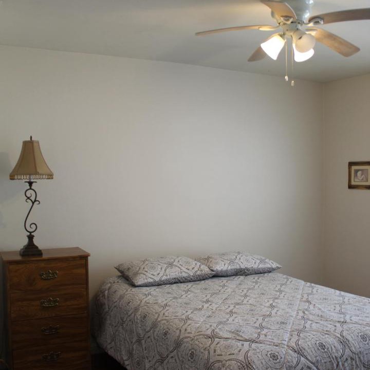 Photo of Bedroom in Shasta-Hanchett Park