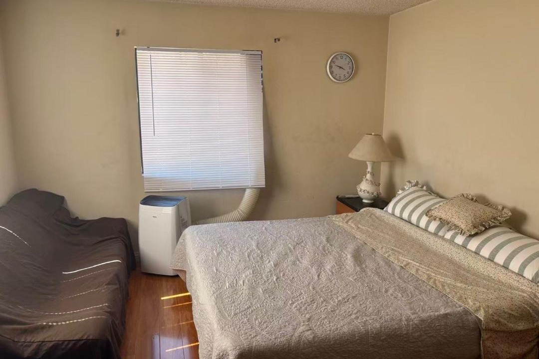 Photo of Bedroom in San Gabriel