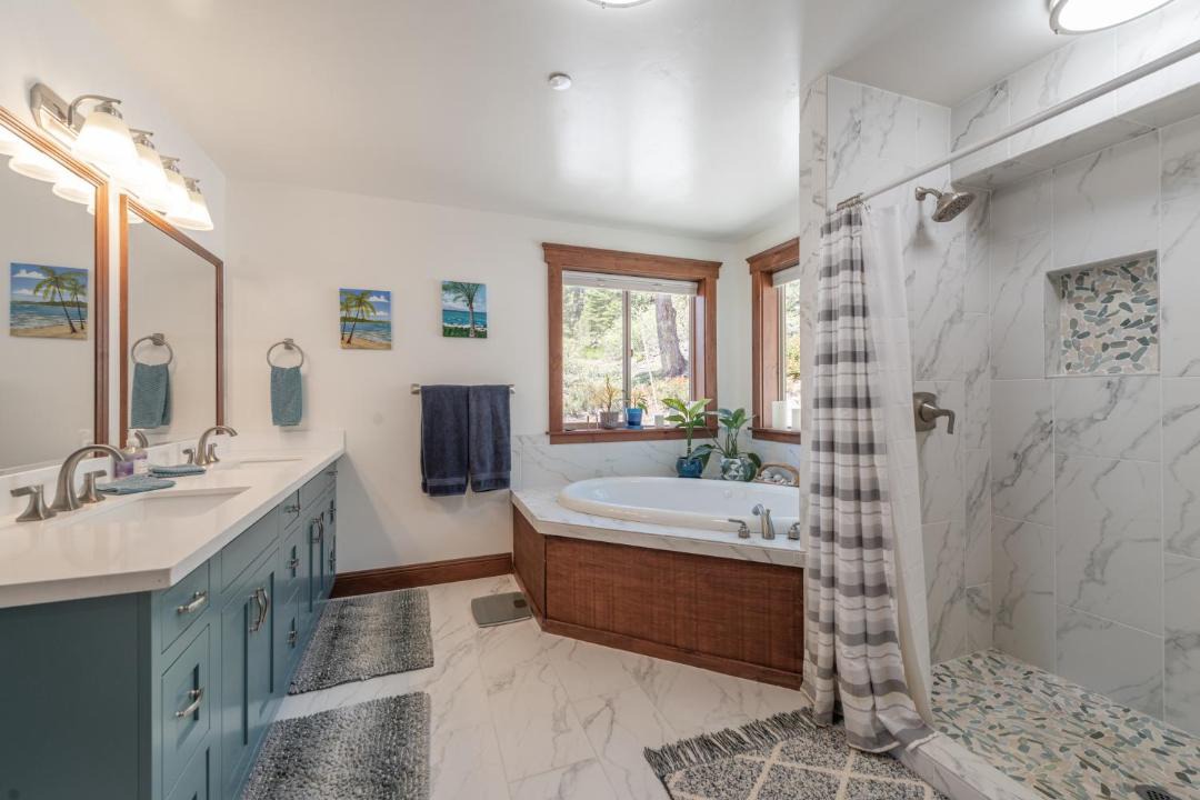 Photo of Bathroom in Truckee