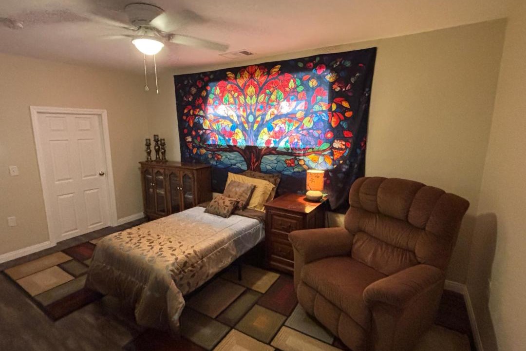 Photo of Bedroom in Victorville