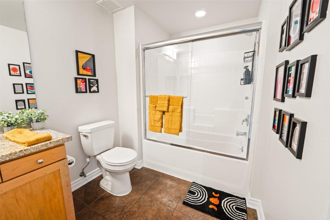 Photo of Bathroom in Sherman Oaks