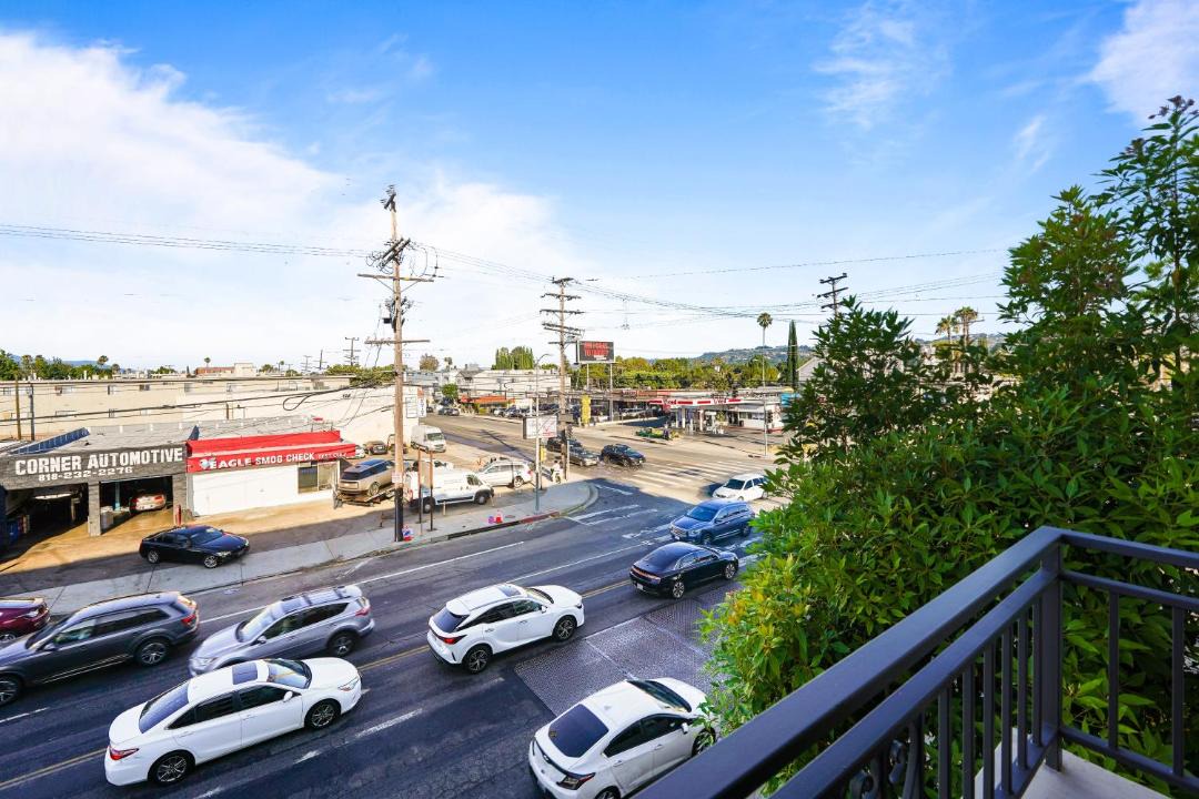 Photo of Others in Sherman Oaks