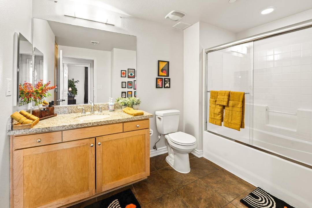 Photo of Bathroom in Sherman Oaks