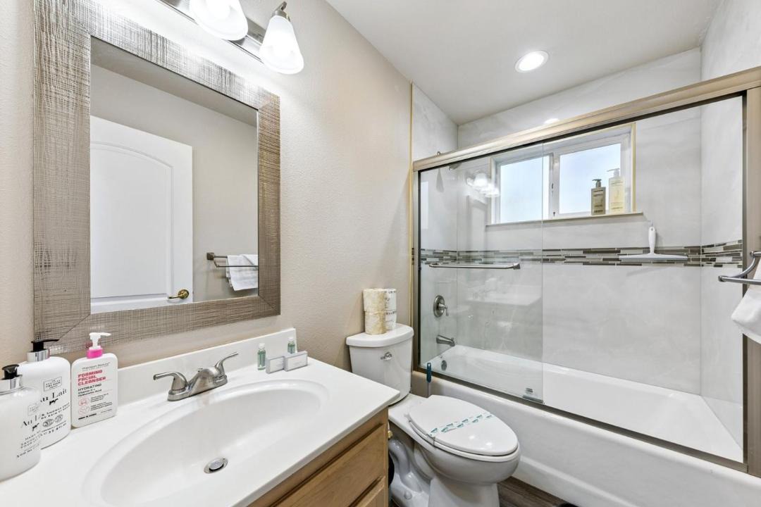 Photo of Bathroom in Sierra Tract