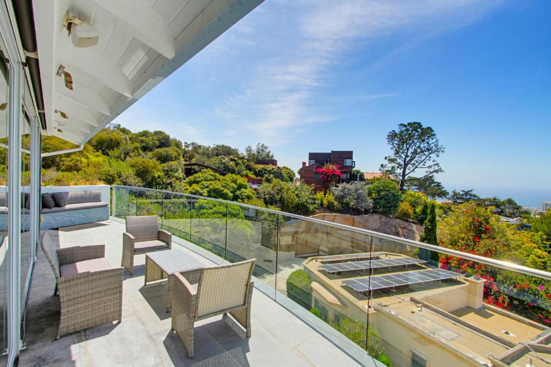Photo of Patio Balcony in Country Club