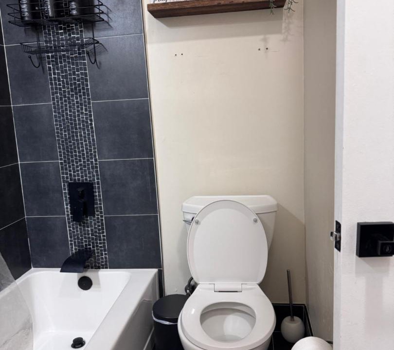 Photo of Bathroom in Woodlake