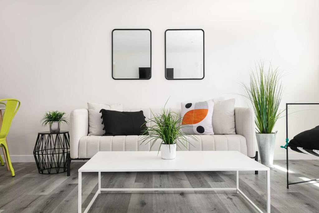 Photo of Livingroom in Citrus Grove