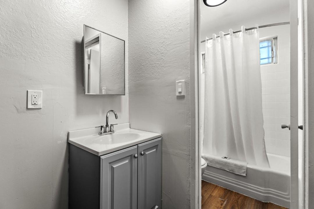 Photo of Bathroom in North Hollywood