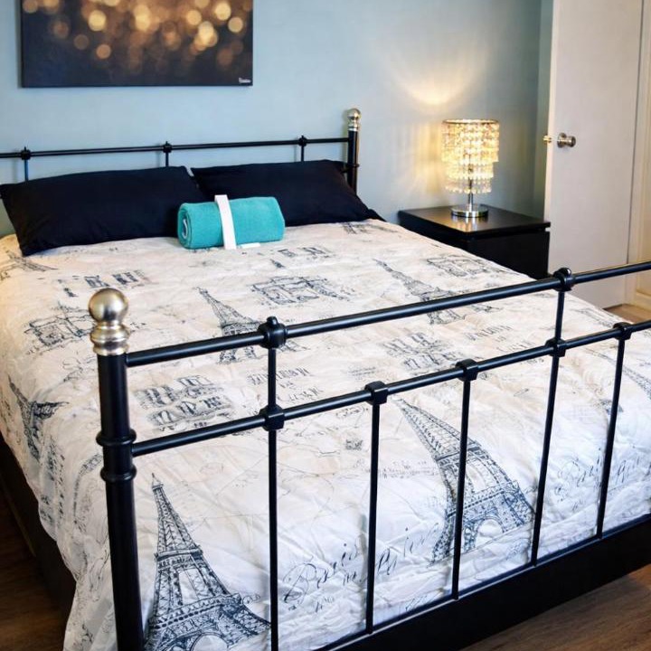 Photo of Bedroom in Pico - Robertson