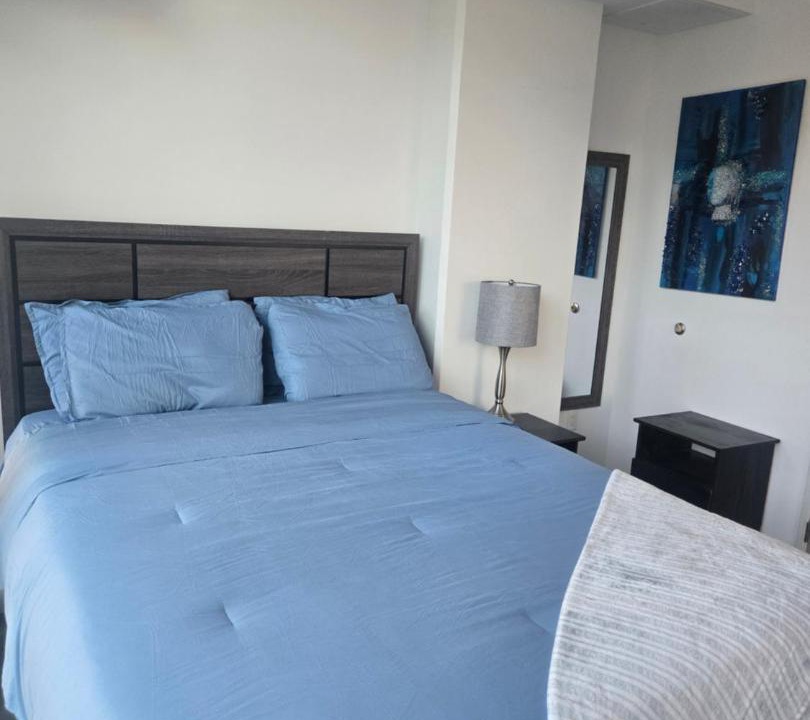 Photo of Bedroom in Wilshire Center