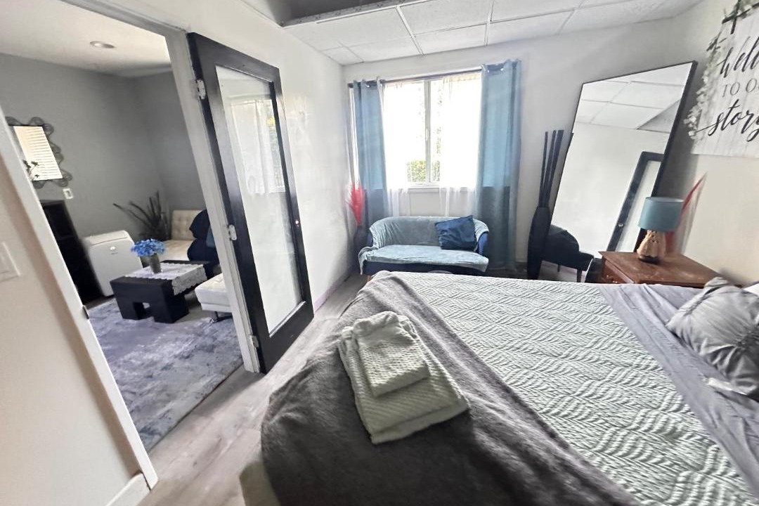 Photo of Bedroom in Northridge