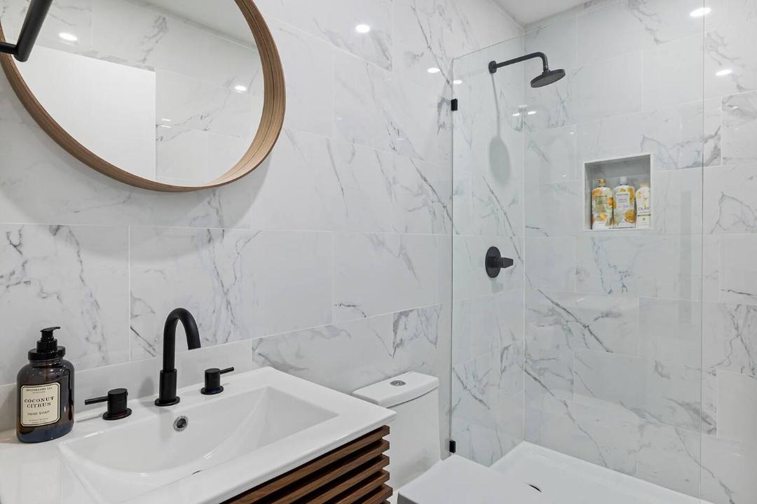 Photo of Bathroom in Los Angeles