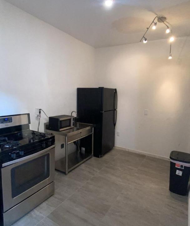 Photo of Kitchen in Pico - Robertson