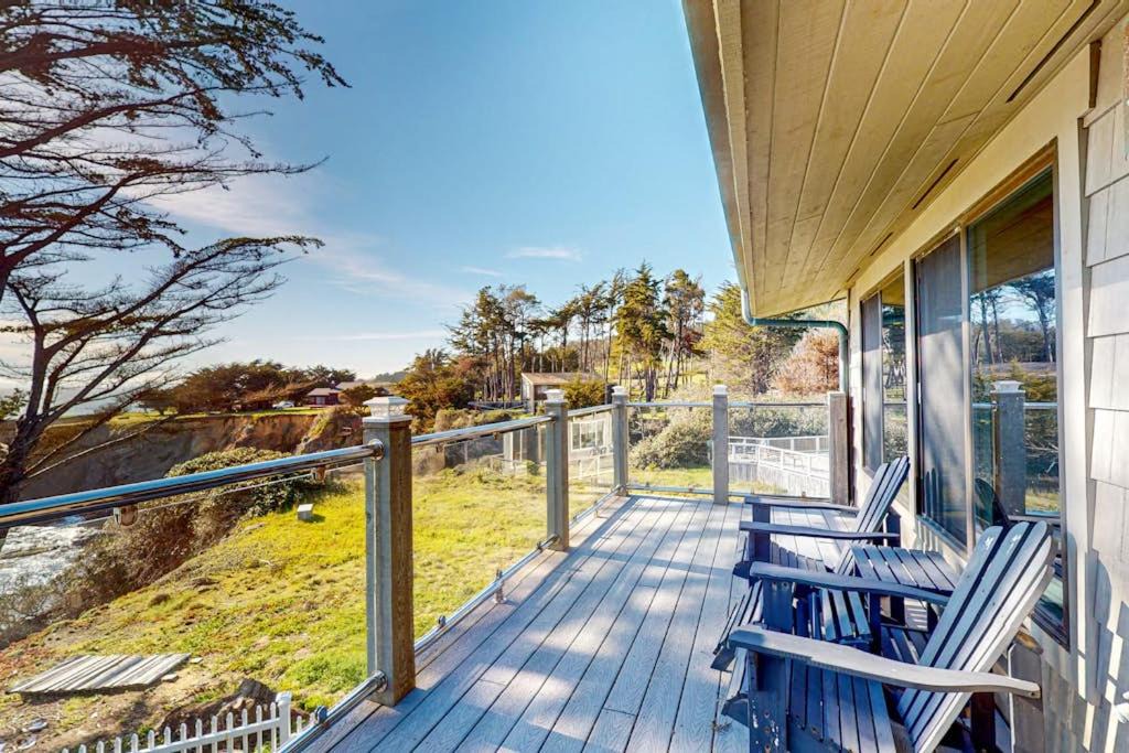 Photo of Patio Balcony in Gualala