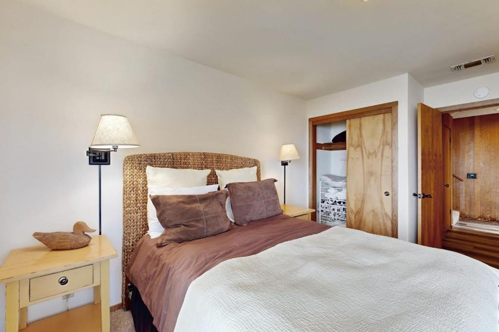 Photo of Bedroom in Stewarts Point