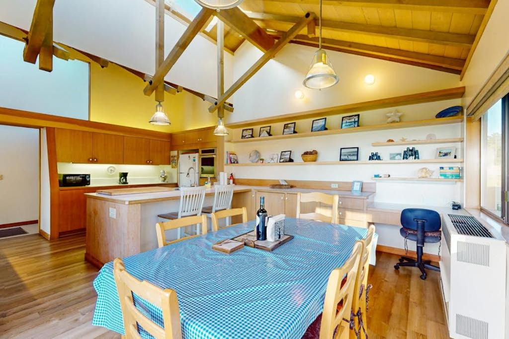 Photo of Others in Sea Ranch
