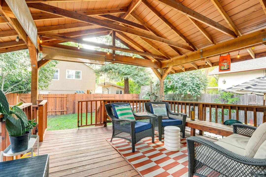 Photo of Patio Balcony in New Era Park