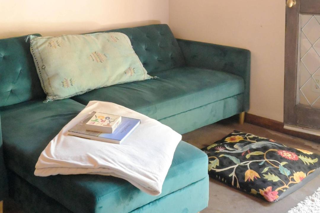 Photo of Livingroom in Valley Village