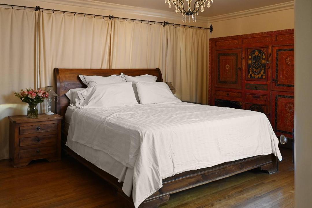 Photo of Bedroom in Valley Village