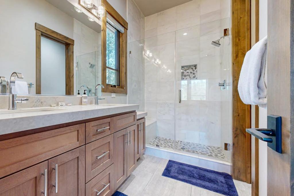 Photo of Bathroom in Truckee