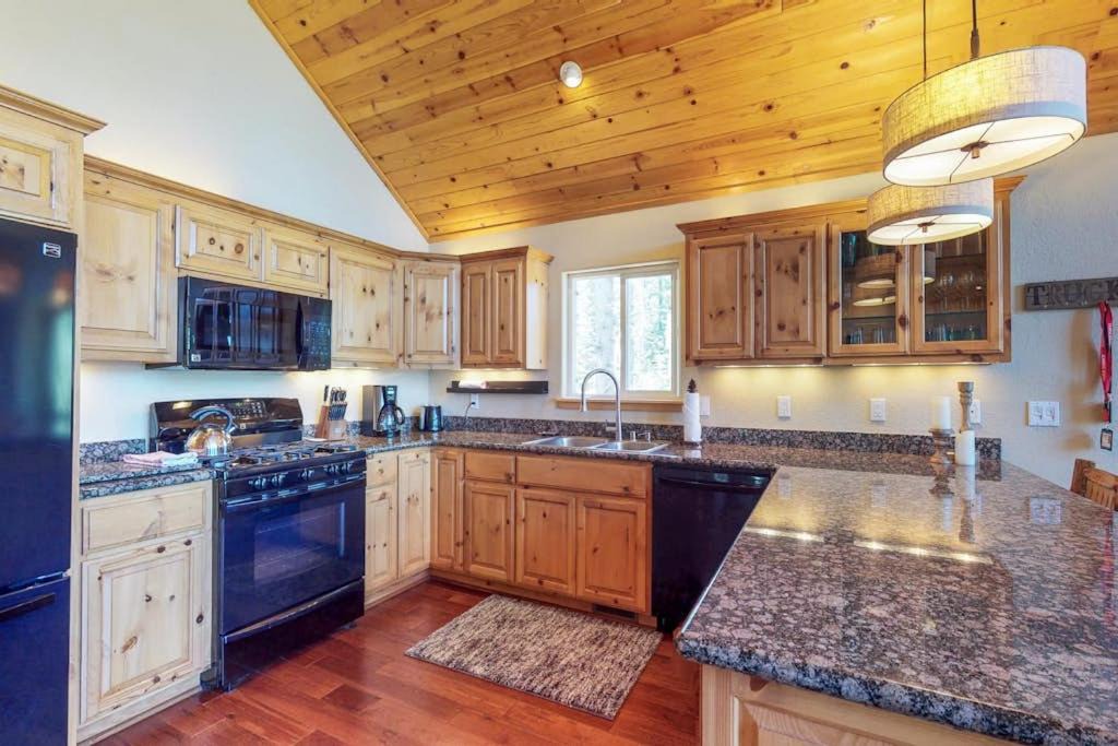 Photo of Kitchen in Truckee