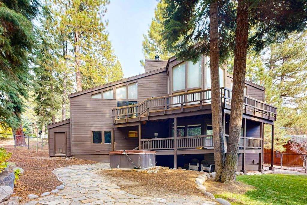 Photo of Others in Ponderosa Palisades
