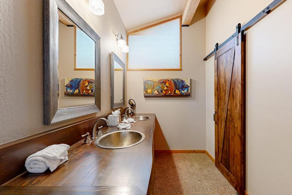 Photo of Bathroom in Ponderosa Palisades