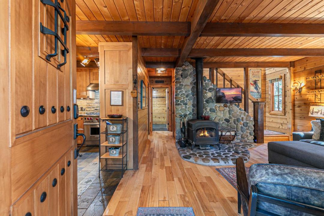 Photo of Others in Tahoe Pines