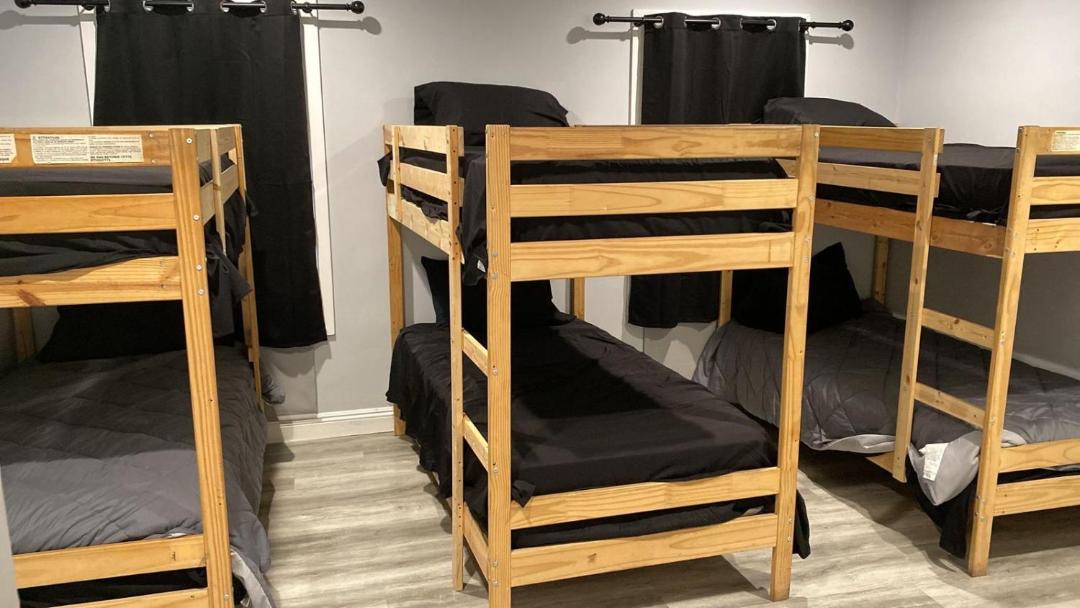 Photo of Bedroom in Pico - Robertson