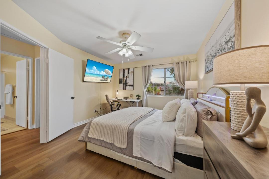 Photo of Bedroom in Rancho San Diego