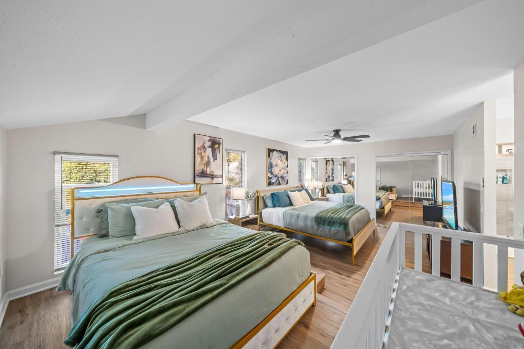 Photo of Bedroom in Rancho Penasquitos