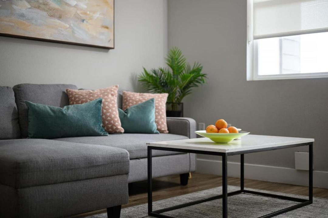 Photo of Livingroom in Orange